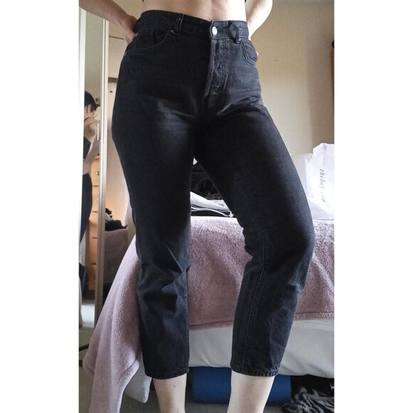 H&M Black Denim Mom Jean - Size 6 - Picture 1 of 5